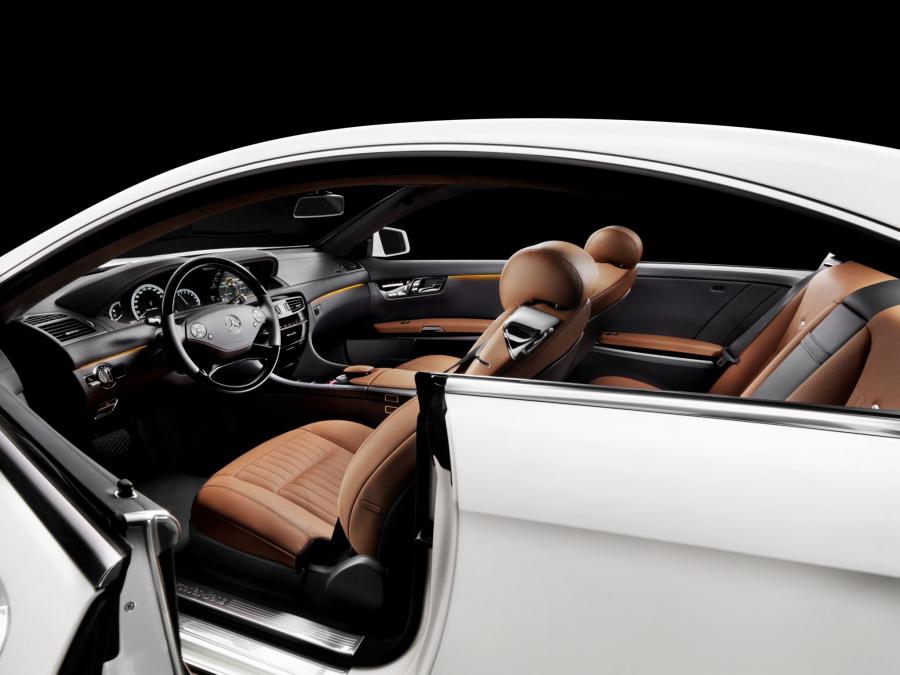  Mercedes-Benz CL500 4Matic Grand Edition 2012 года  (фото 3 из 5)